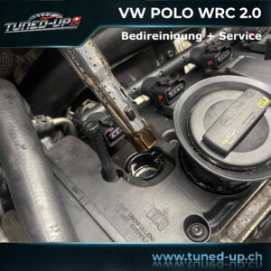 Servicearbeiten im Motorraum bei der Polo WRC BEDI-Reinigung